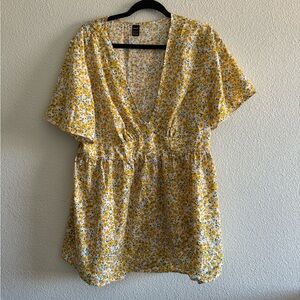 Beautiful flowery shirt